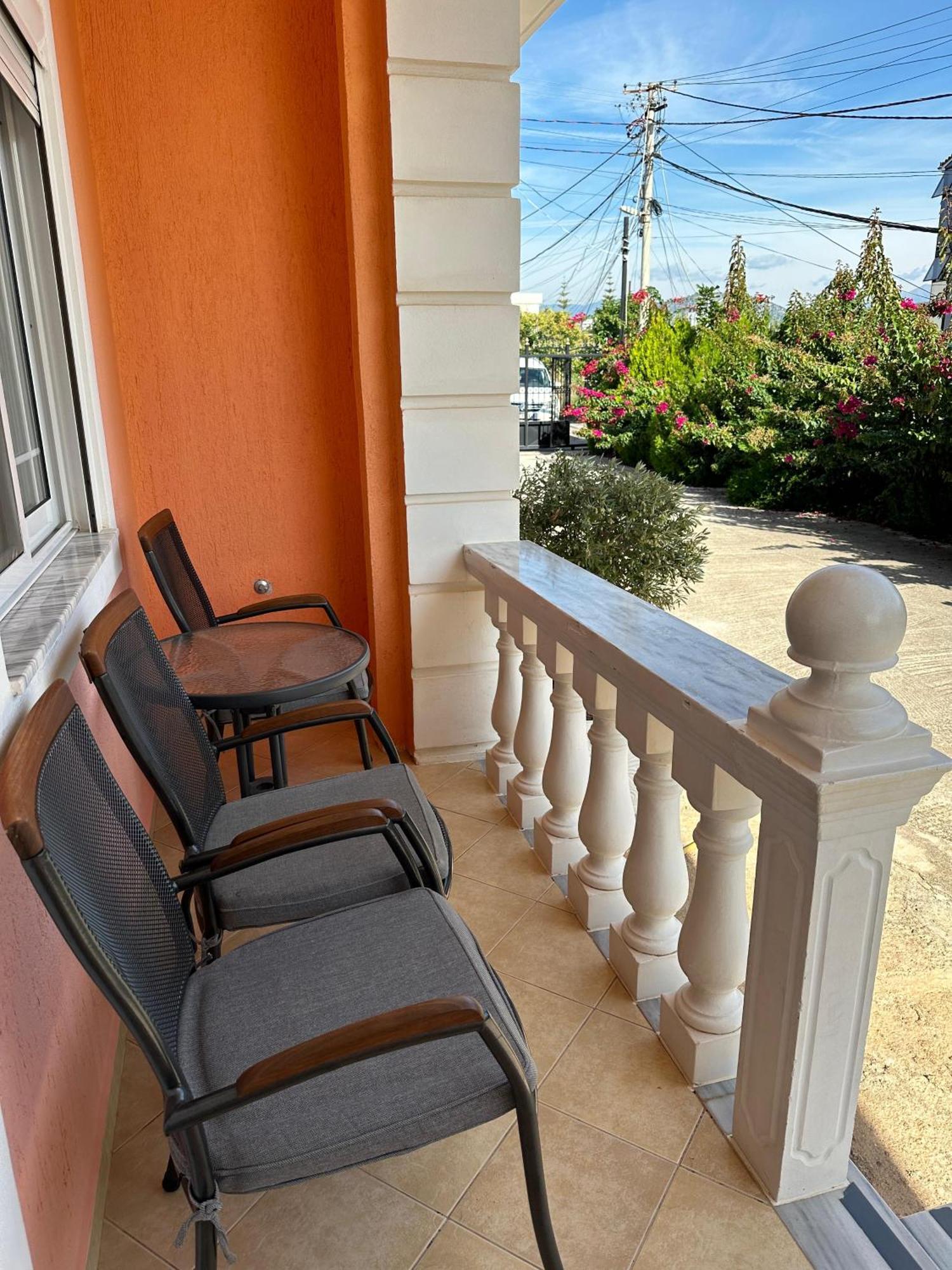 Villa Nicolaos คซามิล ภายนอก รูปภาพ
